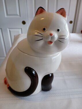 Vintage Ocean Bridge Co. Ltd. White Cat Cookie Jar with Black Tail and Paws
